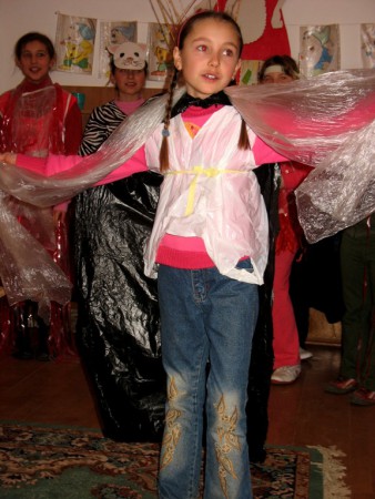 A jelmezek bemutatása